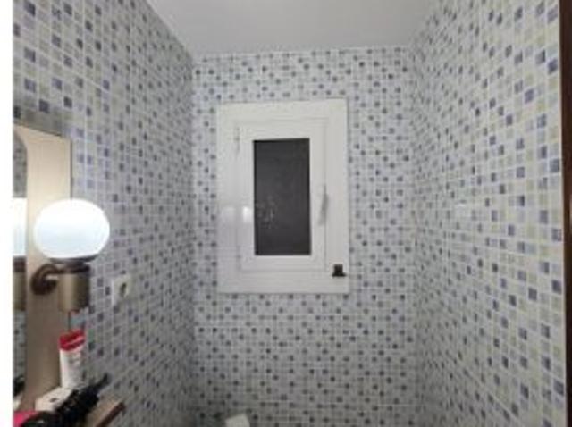 Habitación en piso compartido de 1 dormitorio en El Poblenou, gastos incluidos, no se admiten pareja