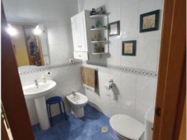 Habitación en piso compartido de 2 habitaciones en Murcia, solo para mujeres, con todos los gastos i