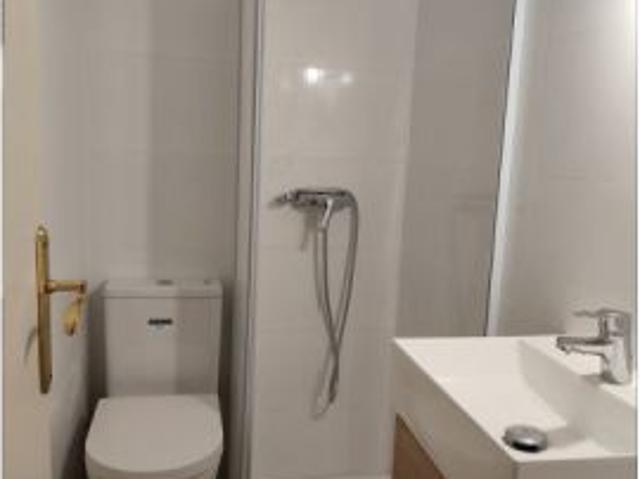 Habitación en piso compartido de 3 habitaciones en alquiler en el Besòs i el Maresme perfecta para c