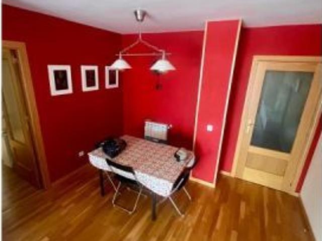 Habitación en piso compartido de 3 habitaciones en alquiler en Ensanche de Vallecas