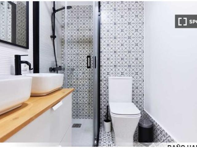 Habitación en piso compartido de 3 habitaciones en alquiler en Santa María de Ordas San Nicolás, per