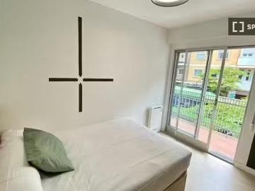 Habitación en piso compartido en Vista Alegre, Madrid