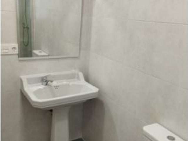 Habitación en piso compartido en Zaragoza
