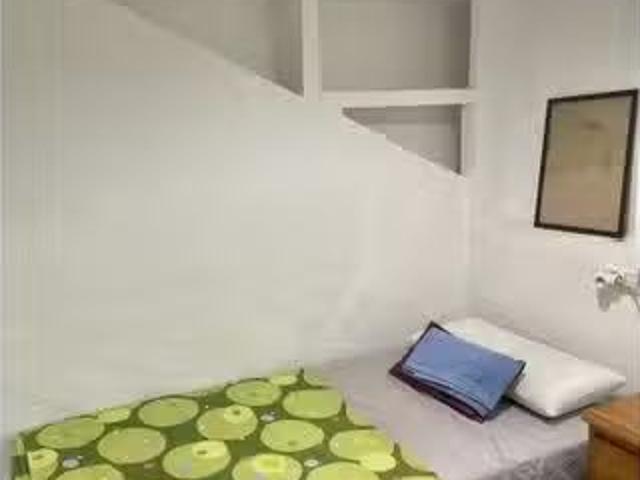 Habitación en piso compartido en Álora
