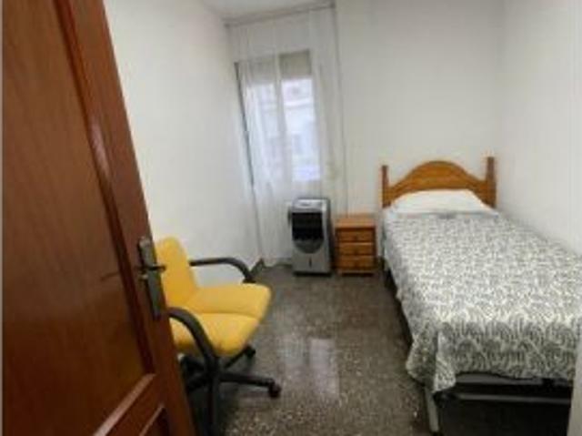 Habitación en piso compartido en Alicante Alacant