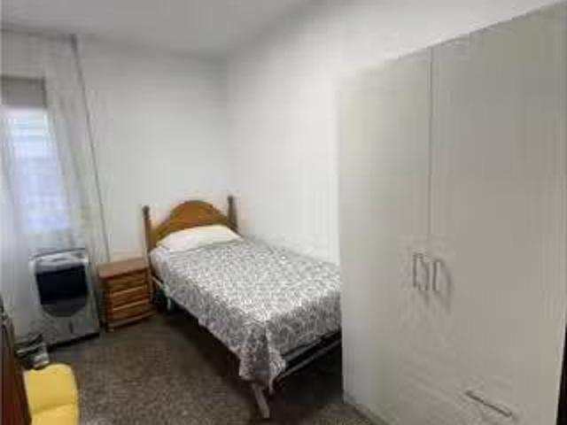 Habitación en piso compartido en Alicante Alacant