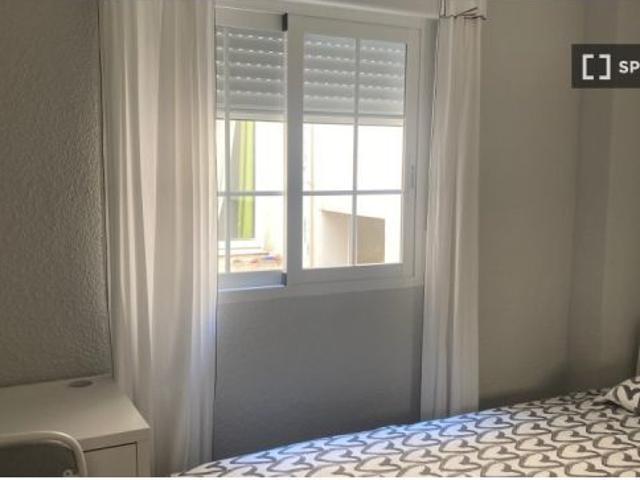 Habitación en piso compartido en Alicante Alacant