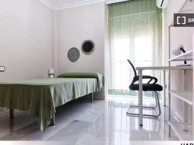 Habitación en piso compartido en alquiler en Villegas, Sevilla