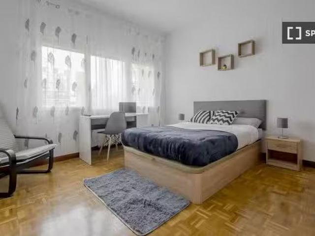 Habitación en piso compartido en alquiler en Almenara, Madrid