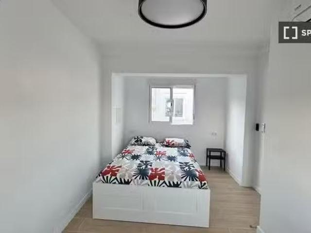 Habitación en piso compartido en alquiler en Alicante