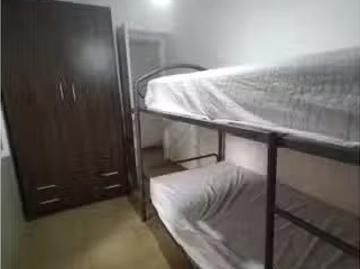 Habitación en piso compartido en alquiler en Barrio León, Sevi.