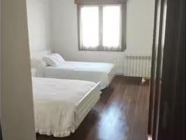 Habitación en piso compartido en alquiler en Bilbao la Vieja.
