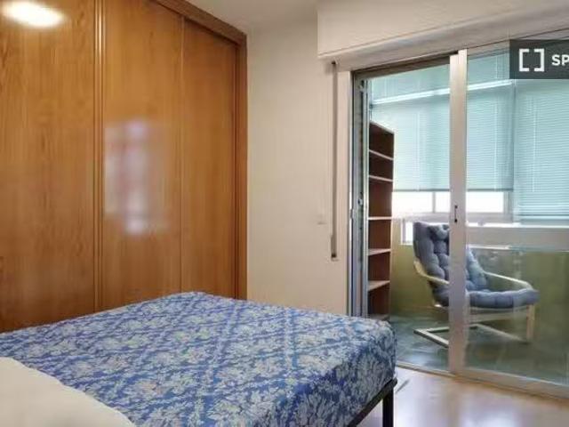 Habitación en piso compartido en alquiler en Campamento, Madrid