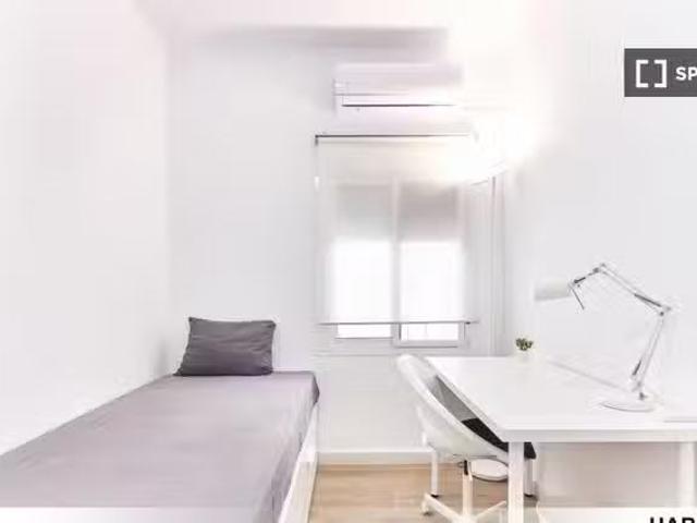Habitación en piso compartido en alquiler en El Tardón, Sevilla