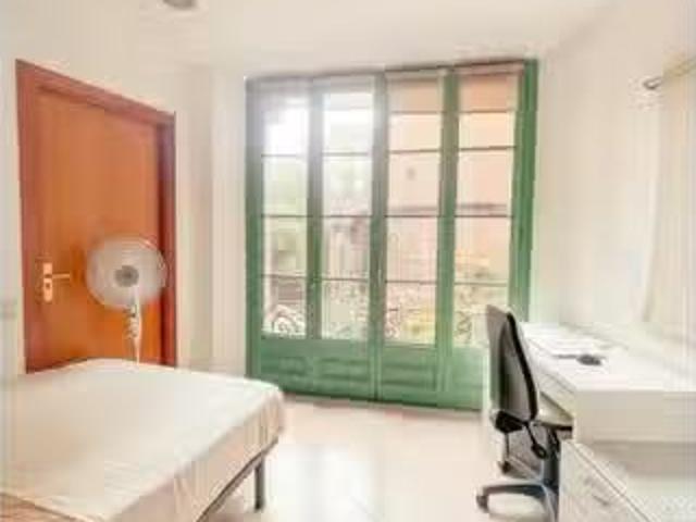Habitación en piso compartido en alquiler en El Gòtic, Barcelona