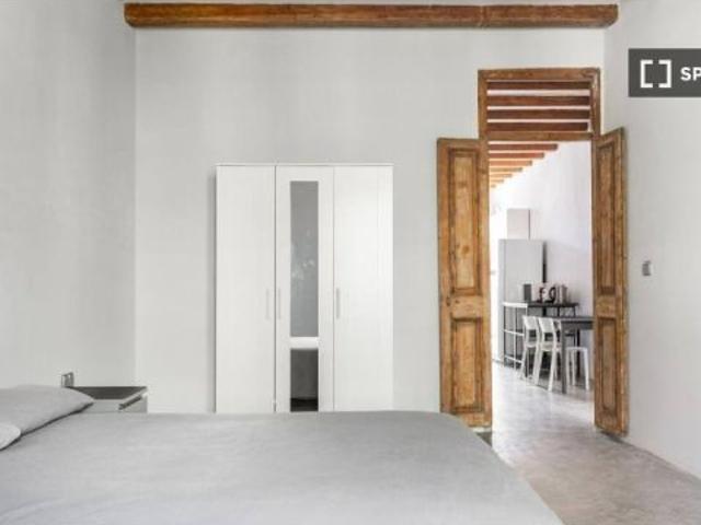 Habitación en piso compartido en alquiler en El Poblenou