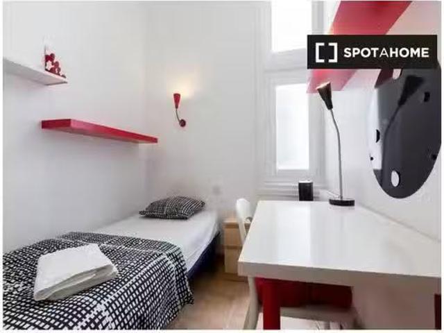 Habitación en piso compartido en alquiler en Embajadores, Madr.