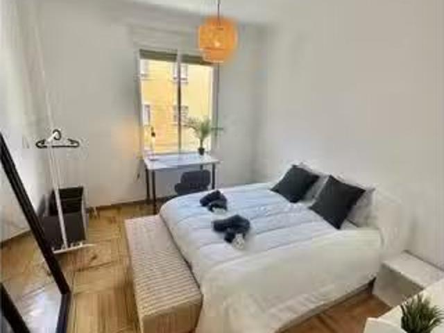 Habitación en piso compartido en alquiler en Guindalera, Madrid