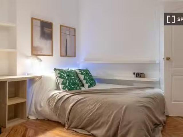 Habitación en piso compartido en alquiler en Justicia, Madrid