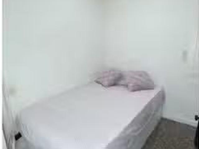 Habitación en piso compartido en alquiler en Les Corts, Barcel.