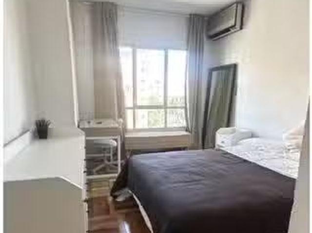 Habitación en piso compartido en alquiler en Pacífico, Madrid