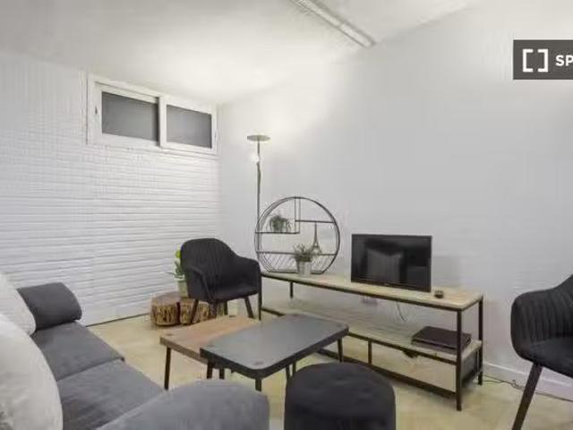 Habitación en piso compartido en alquiler en Piovera, Madrid