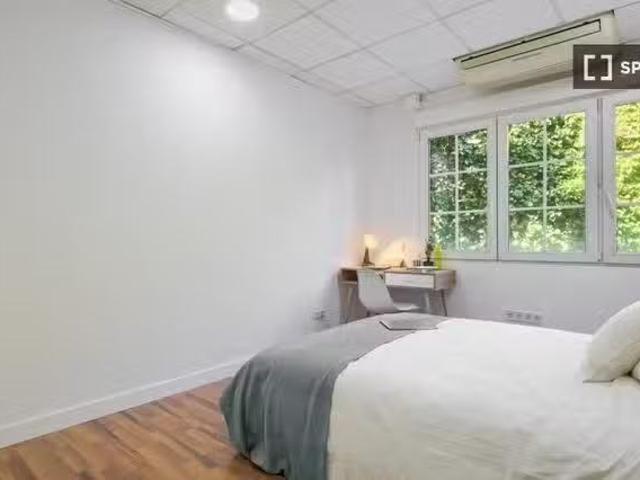 Habitación en piso compartido en alquiler en Piovera, Madrid