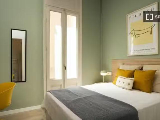 Habitación en piso compartido en alquiler en Sant Antoni, Barc.