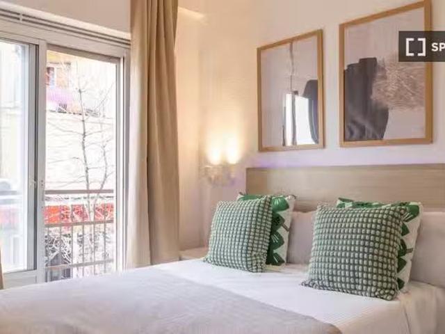 Habitación en piso compartido en alquiler en San Diego, Madrid