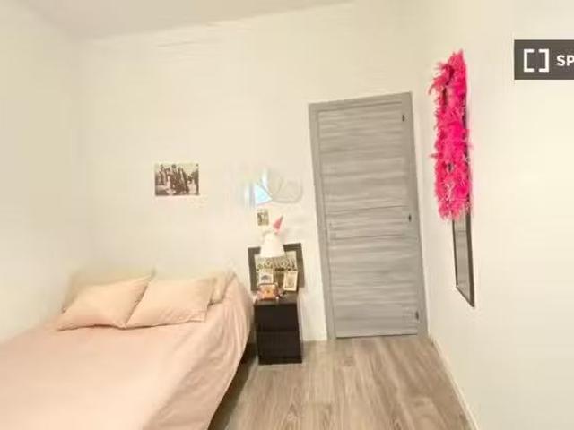 Habitación en piso compartido en alquiler en Sol, Madrid