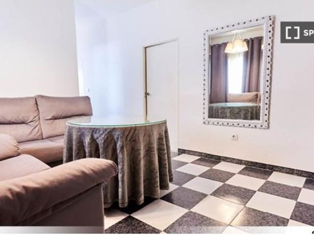 Habitación en piso compartido en Bami Sevilla