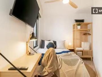 Habitación en piso compartido en barcelona