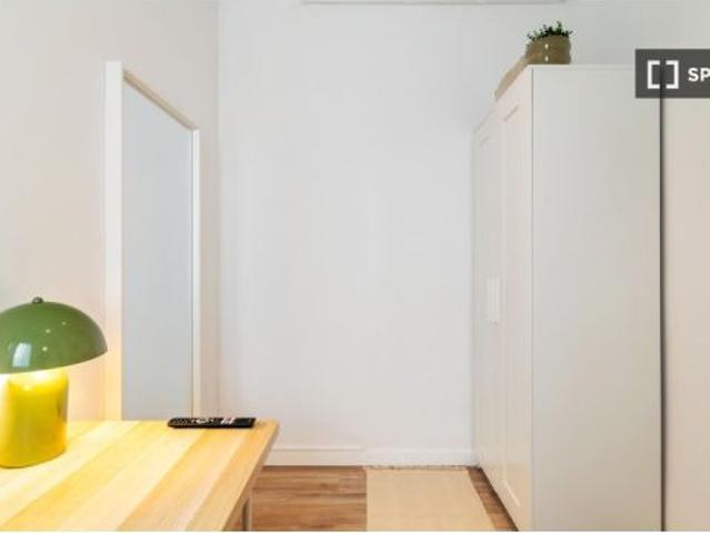 Habitación en piso compartido en barcelona