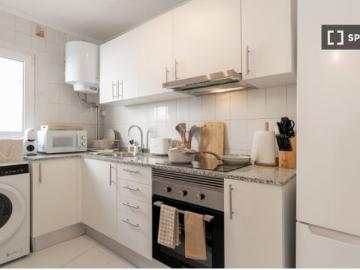 Habitación en piso compartido en barcelona
