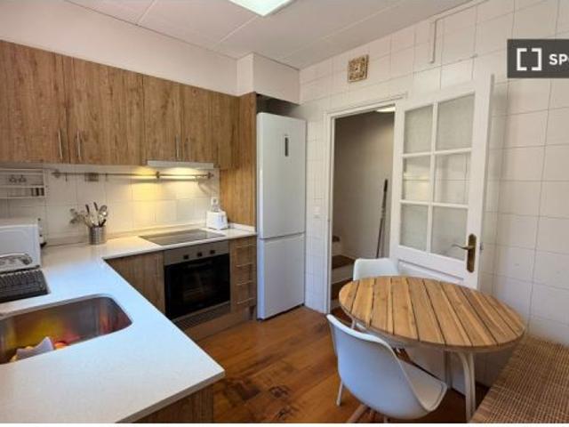 Habitación en piso compartido en barcelona