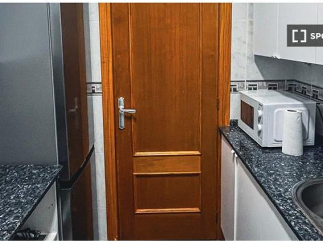 Habitación en piso compartido en barcelona