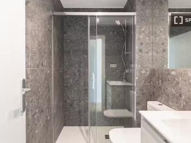 Habitación en piso compartido en barcelona