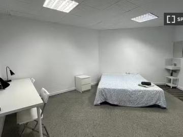 Habitación en piso compartido en barcelona