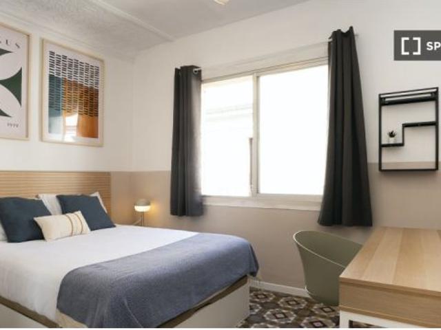 Habitación en piso compartido en barcelona