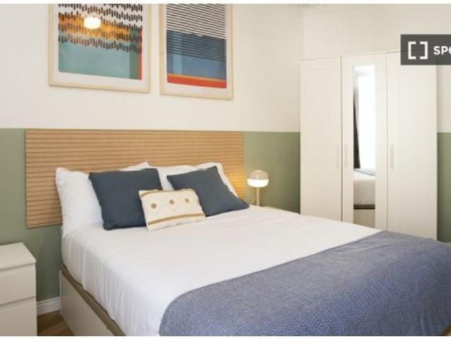 Habitación en piso compartido en barcelona
