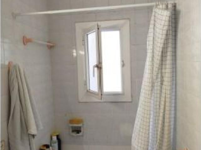 Habitación en piso compartido en barcelona