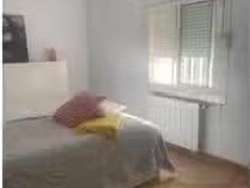 Habitación en piso compartido en Catalunya