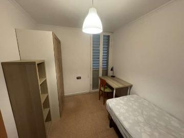 Habitación en alquiler en Plaça Marconi