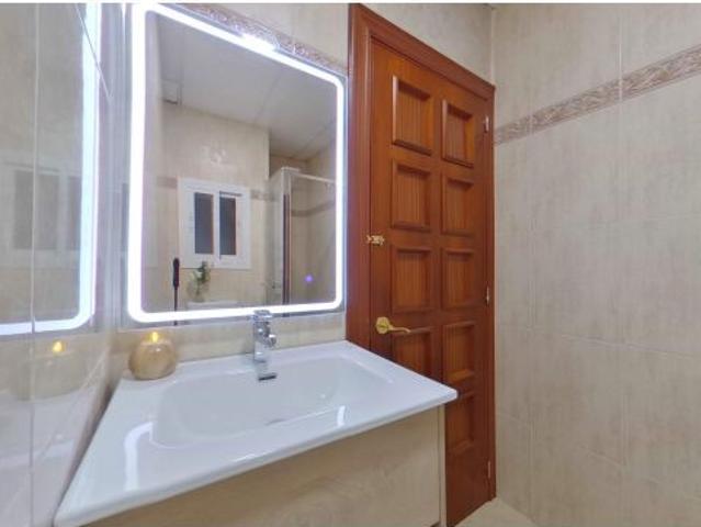 Habitación en piso compartido en el centro de Alicante
