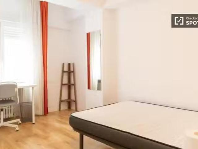Habitación en piso compartido en Gaztambide, Madrid