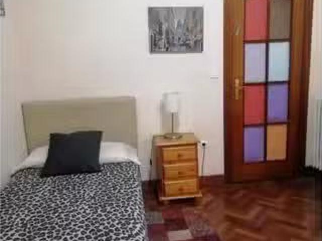 Habitación en piso compartido en Gros, San Sebastián