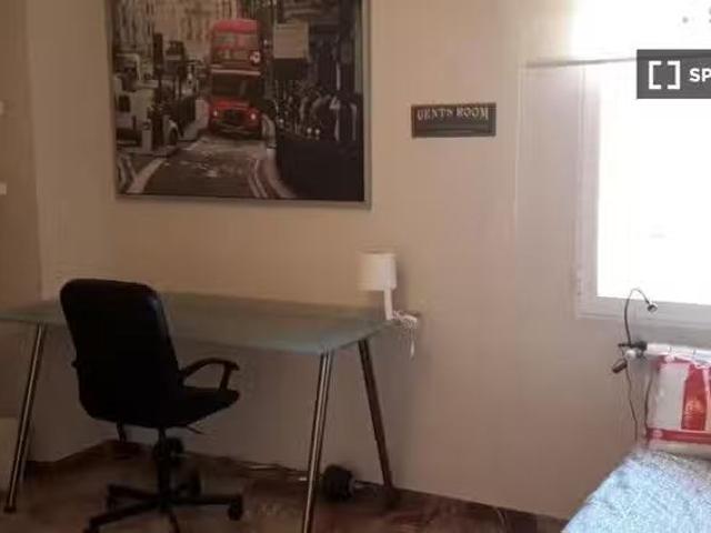 Habitación en piso compartido en Granada