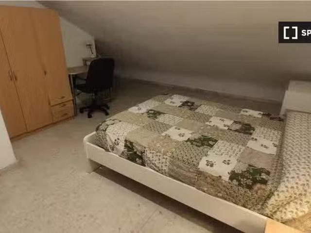 Habitación en piso compartido en Granada