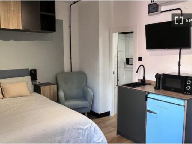 Habitación en piso compartido en Granada