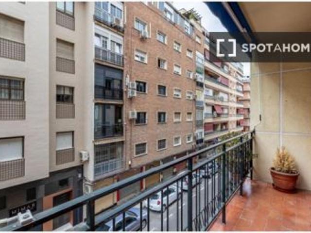 Habitación en piso compartido en Granada